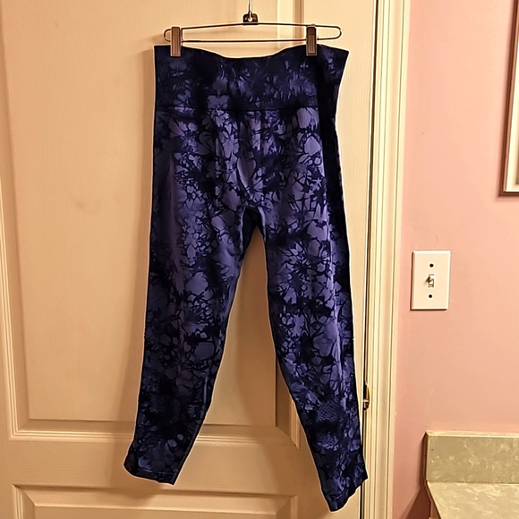 Victoria secret/Pink leggings - Picture 1 of 5